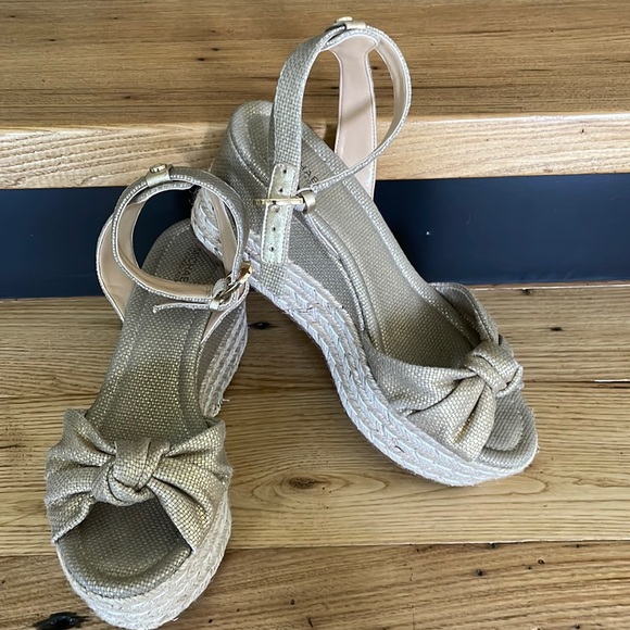 MICHAEL Michael Kors Shoes - MICHAEL KORS Size 8 Espadrille Platform Sandals